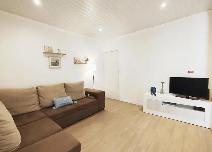 Дом отдыха Casa Do Portinho - Sea View House - *